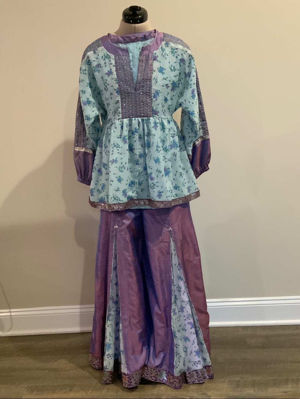Handmade Women’s/Teens Two-Piece Lavender & Light Blue Floral Set